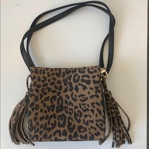 Designer Kelly Wynne leopard handbag